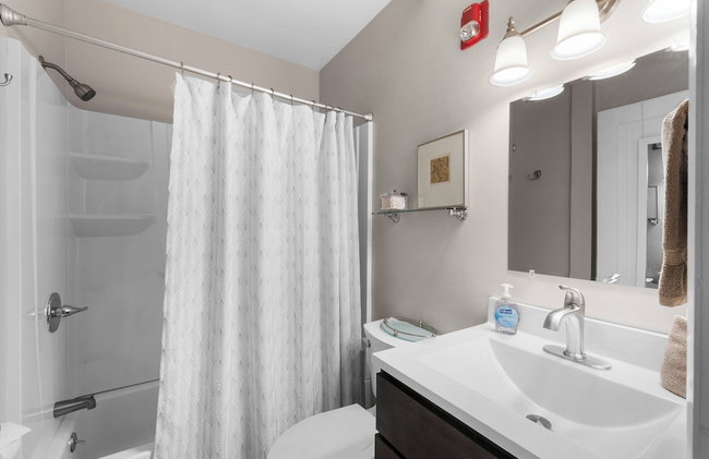 TuckAway Suites at East Branch - Foto 91