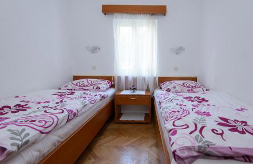 Sunset Apartment FREE PARKING - Photo 21