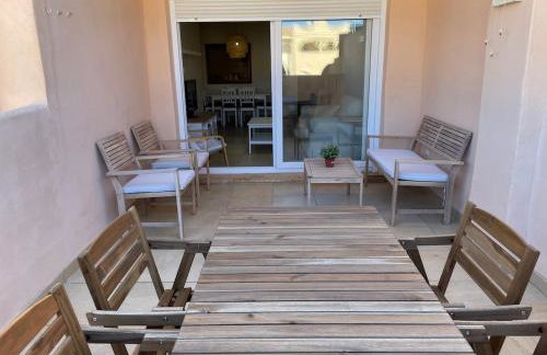 Apartamento con piscina y terraza muy cerca de la playa - Foto 4