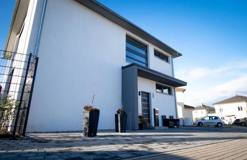 FeWo WOW! TOP Lage! Schöne 2-Zimmer Wohnung! - Foto 2