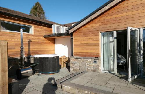 Suite 10 - Sleeping Giant Hotel - Pen Y Cae Inn - Foto 15