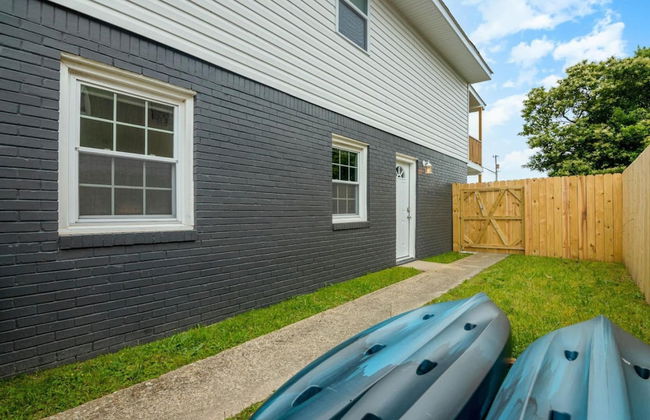 Bayview Bungalow Lake Beach Kayaks and More - Foto 6