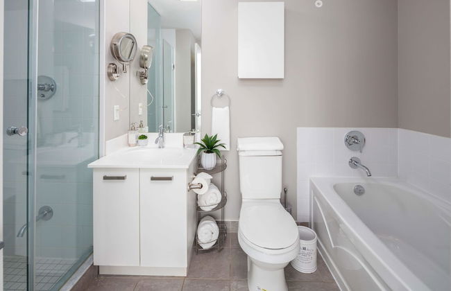 QuickStay Two-Bedroom Condo - Photo 55