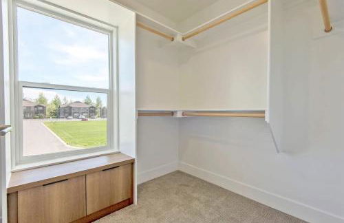 Unique Townhome 2 Car Garage & AC - Foto 18