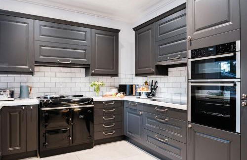 The Old School House, luxury home with hot tub. - Foto 9