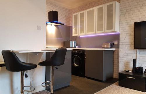 Modern Broughton Apartment - Walk to City Centre and St James Quarter - Foto 3