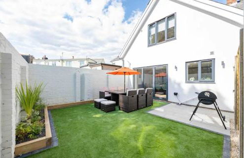 The Old School Sleeps 14 - Photo 47