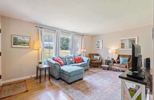 The Magnolia Manor 4BR Greenway Retreat - Photo 2