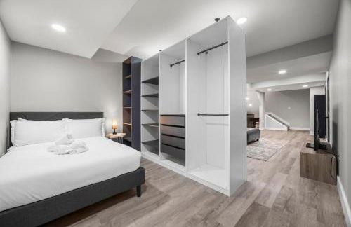 Rooftop Sunset Escape BBQ & Billiards Sleeps 8 - Foto 39