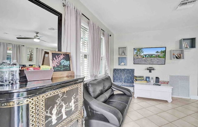 Palm Lined Oasis Walk To Beach Free Parking - Foto 10