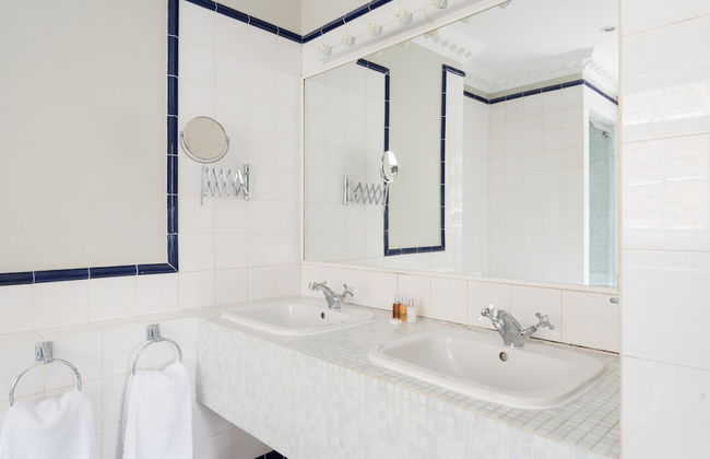 Royal Richmond Family Home by Kew Gardens - Foto 24