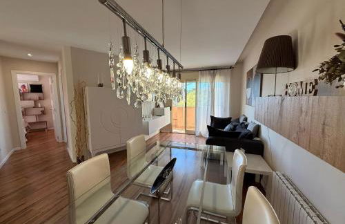 Encantador Ático a 2,6 km de la Playa - Foto 1