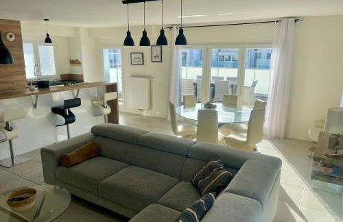 Spacieux Duplex, parking privé , proche Bordeaux - Foto 24