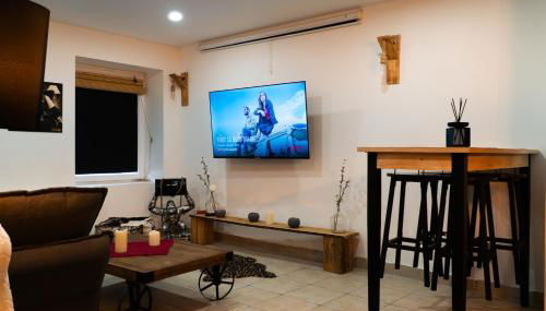 Perle d'eau-Love Room-Jacuzzi-Sauna-Proche Montbéliard et Belfort - Foto 2