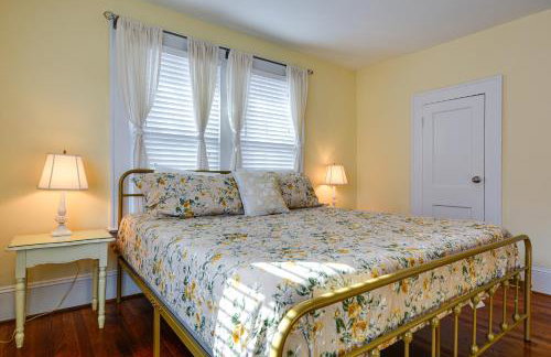 Great for Travel Nurses! Winston-Salem Gem with Yard - Photo 15