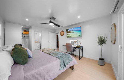 Entire Private Home with 3 Bedrooms 2 Bathrooms, with Garage, Gated Yard, King Bed House, Available Now - Foto 50