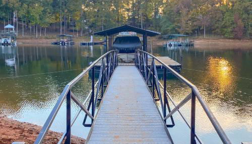 Chic House with Private Dock on Lake Hartwell! - Foto 3