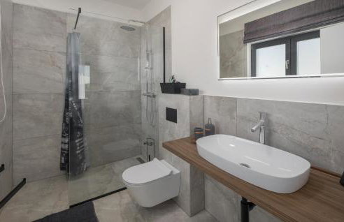 Beautiful Home In Tar - Foto 46