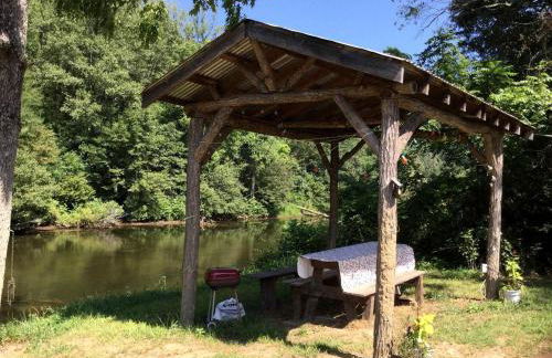 Glamping in North Carolina for Weekend Getaways near Asheville - Foto 7