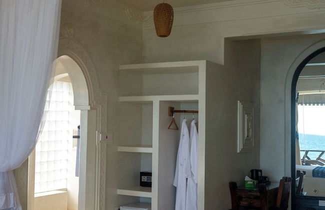 Royal Cliff Zanzibar - Photo 20