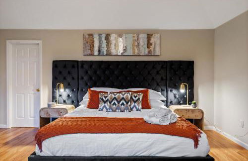 Huge Retreat w Alaska King, Pool & Jacuzzi Tub Indoor - Foto 9