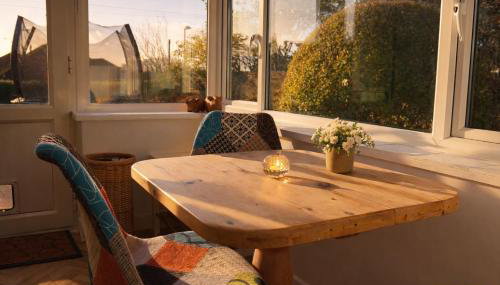 Big Group Bungalow, Sleeps 9, Perfect for Families - Foto 5