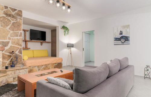 Domelia's Luxury Apartments near Airport & beach - Foto 37