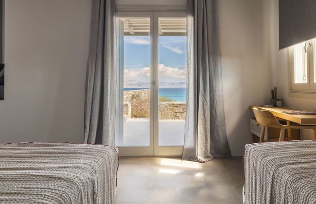 Poseidon of Paros - Photo 40