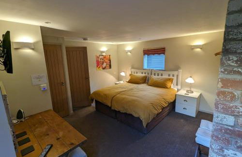 Bandroom Cottage - Photo 3