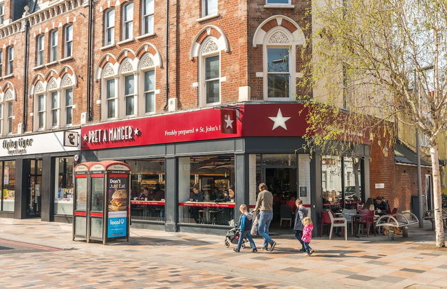 2 Bedroom Flat in Heart of Battersea near Station - Photo 22