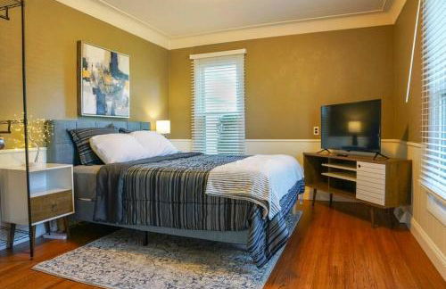 4BR/2.5BA Home boasting 2400sqft and Eat-in KTN - Foto 9