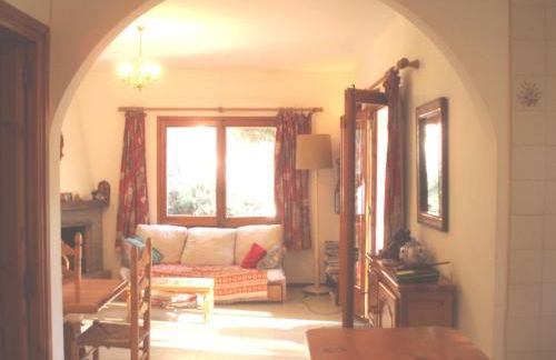 Beautiful detached air-conditioned villa close to sandy beach, shops and restaurants - Foto 8