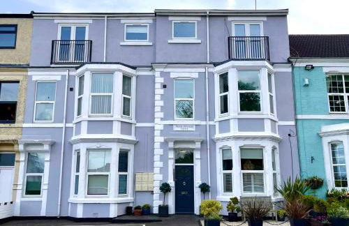 Spanish City View 2, Luxury Sea Front Apartment Free Onsite Parking - Foto 32