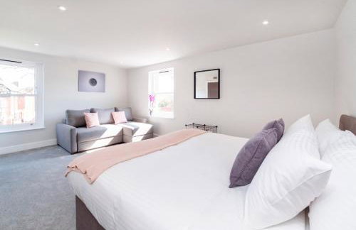 The Old Hotel - Photo 9