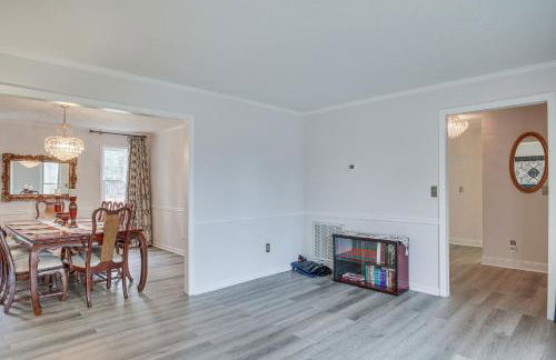 Spacious Augusta Home Near Golf, Shopping and More! - Foto 13