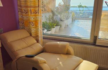 City's Balcony, Iconic Friends Inspired Home, Most Epic View by #BiNoBi! - Foto 13