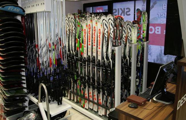 Ski- und Snowboardausrüstung mieten in Borovets - Foto 3
