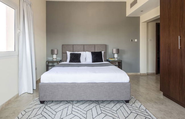 Top Rank 2BR in Trendy Jumeirah Village Triangle! - Photo 8