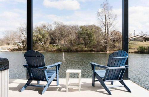 Luxury Lake LBJ Waterfront Home with Hot Tub and Boat Slip - Foto 48