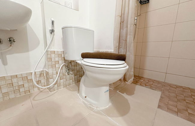 1Br Spacious And Vibrant At Tamansari Prospero Apartment - Foto 13