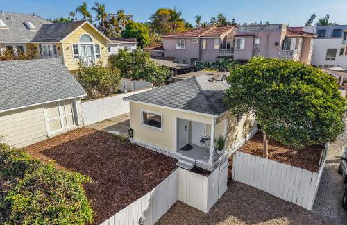 Draper Bungalow By CoastVH - Charming 1940 - Photo 24