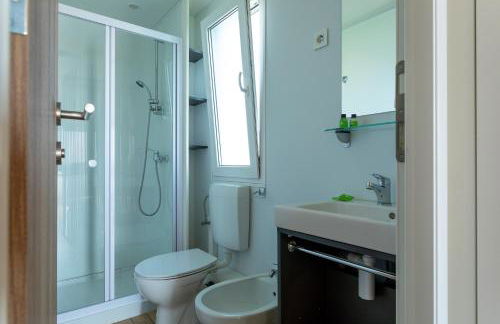 AQUA RESORT GIULIANOVA - Houseboat Experience - Photo 7