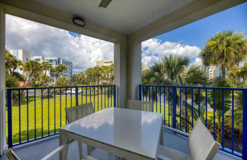 Ocean View Next to Pool and Amenities Corner Unit 3 Balconies OW20-201 - Foto 15