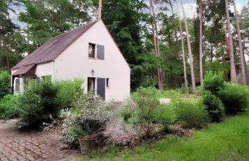 Maison de charme à Arbonne-la-Forêt avec terrasse-jardin verdoyant - Foto 11
