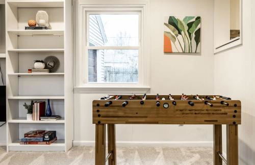 Broad Ripple Falcon Crestview Bungalow-Family Friendly - Foto 2