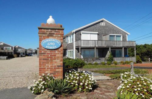 P-Town 2br Beach Beauty on the Bay. Water View! - Foto 23