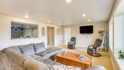 Fish and Hike Apartment with Pool Table in Ketchikan! - Foto 4