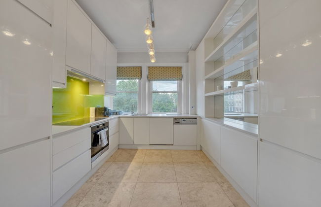 The Knightsbridge Residences - Photo 39