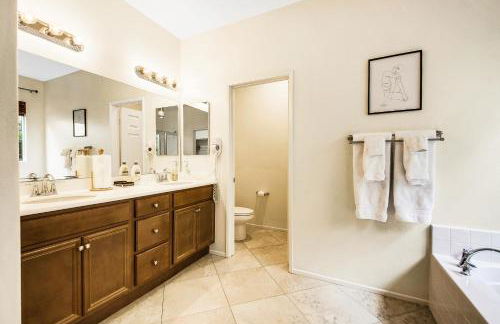 Secluded Private Golf Pool Home with Game Room - Foto 34