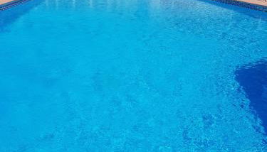 Studio avec Terrasse, Parking et Piscine, proche du Golf de St Donat et du Tennis - Foto 3